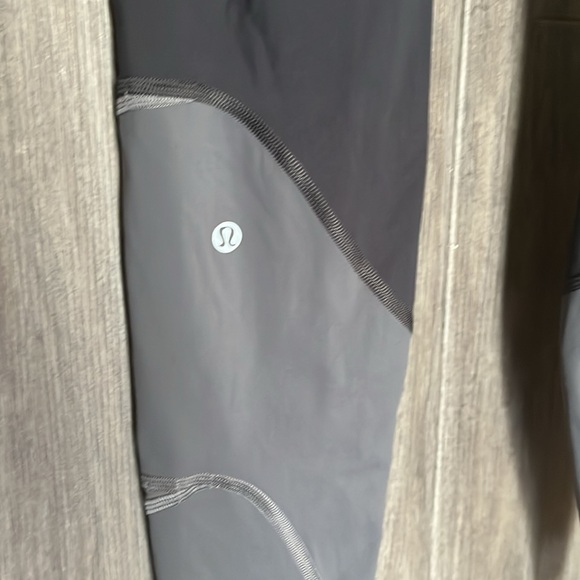 Lululemon Athletica leggings - Picture 8 of 16